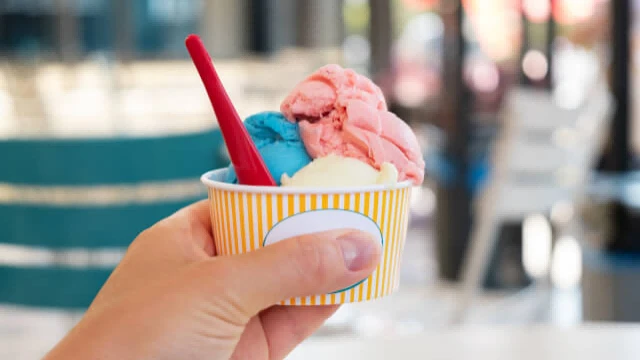 Personalized paper ice cream cups 2 Personalized paper ice cream cups 2